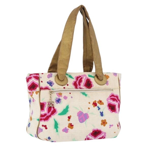 CHANEL Handbags - Chanel Classic Flap Handbag